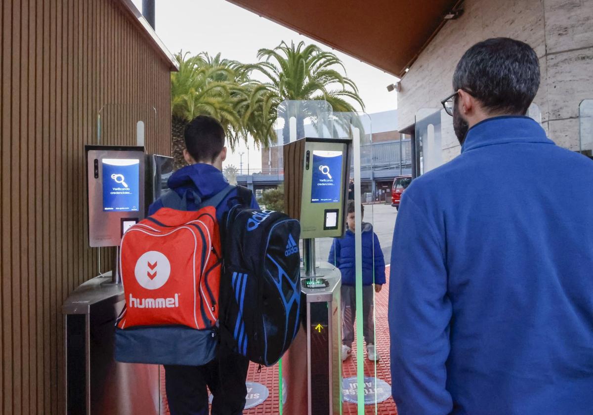 El Grupo Covadonga instala sensores de proximidad en todos sus accesos de Gijón