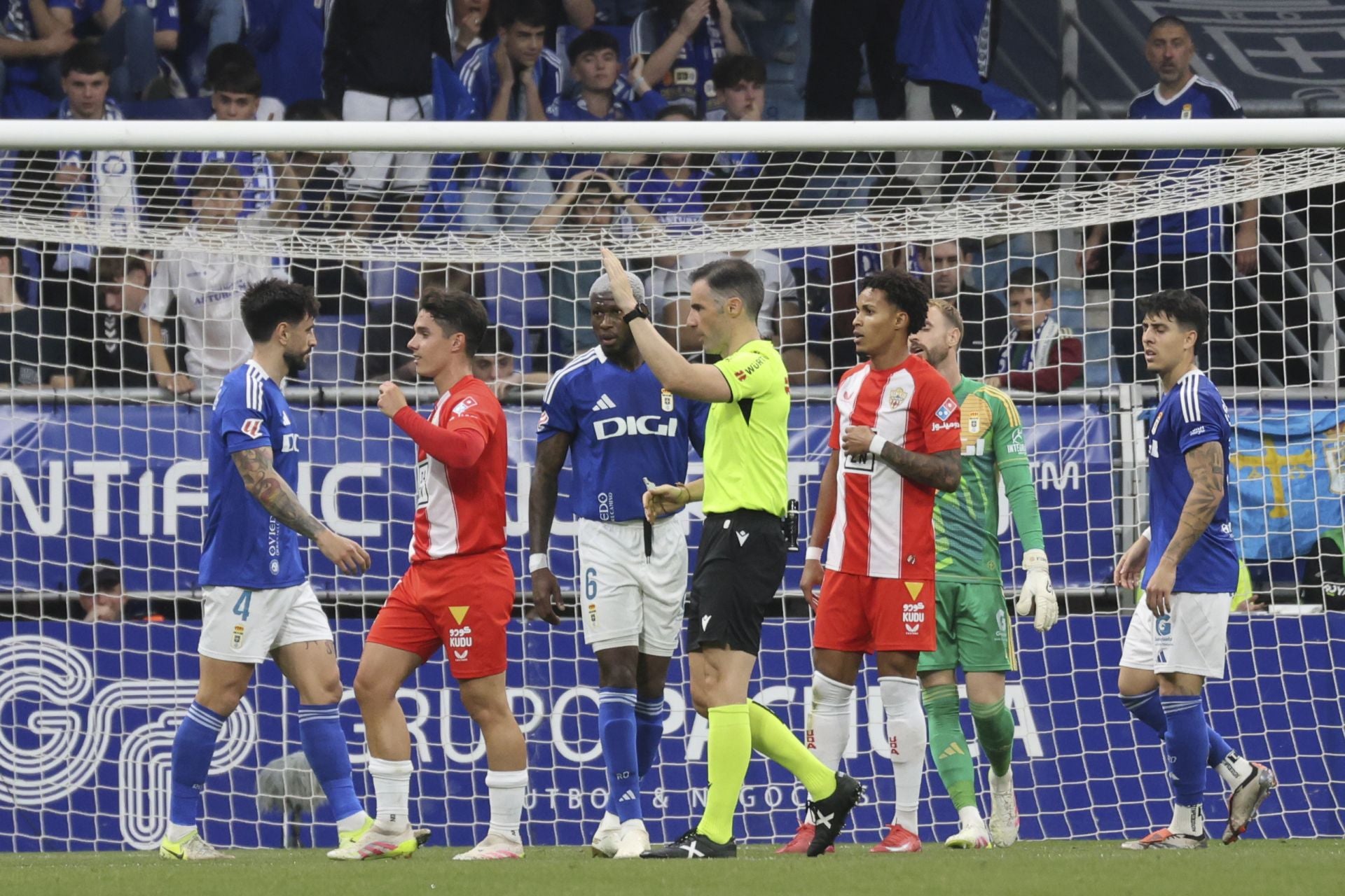 Las mejores imágenes del Real Oviedo - Almería