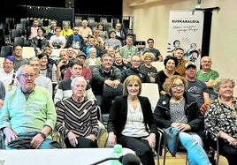 En primera línea, de izquierda a dererecha, Agirregomezkorta, Garitagoitia, Aiestaran y Castillo.