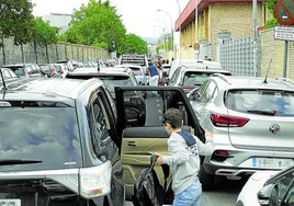 El impacto de los coches en los entornos escolares