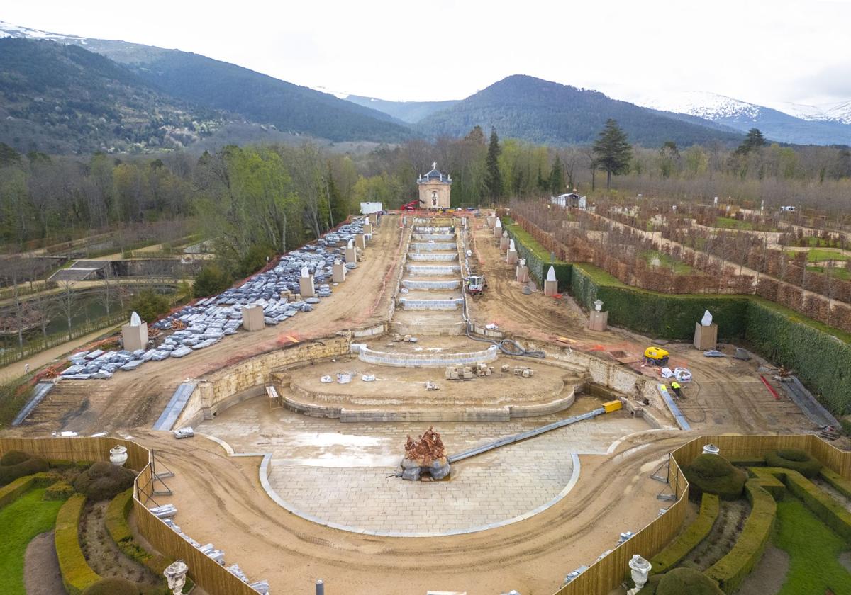 Fotos de las obras para restaurar la fuente más grande de La Granja de San IIdefonso