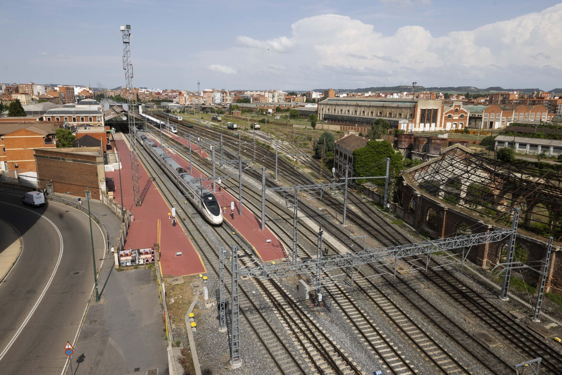 El primer depósito de locomotoras con diseño de herradura está en Valladolid