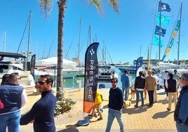 La exposición de productos y servicios náuticos atraen a miles de visitantes.
