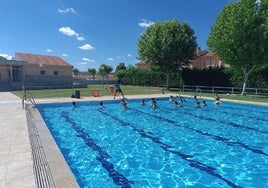 El pueblo cercano a Salamanca que alquila el bar de sus piscinas