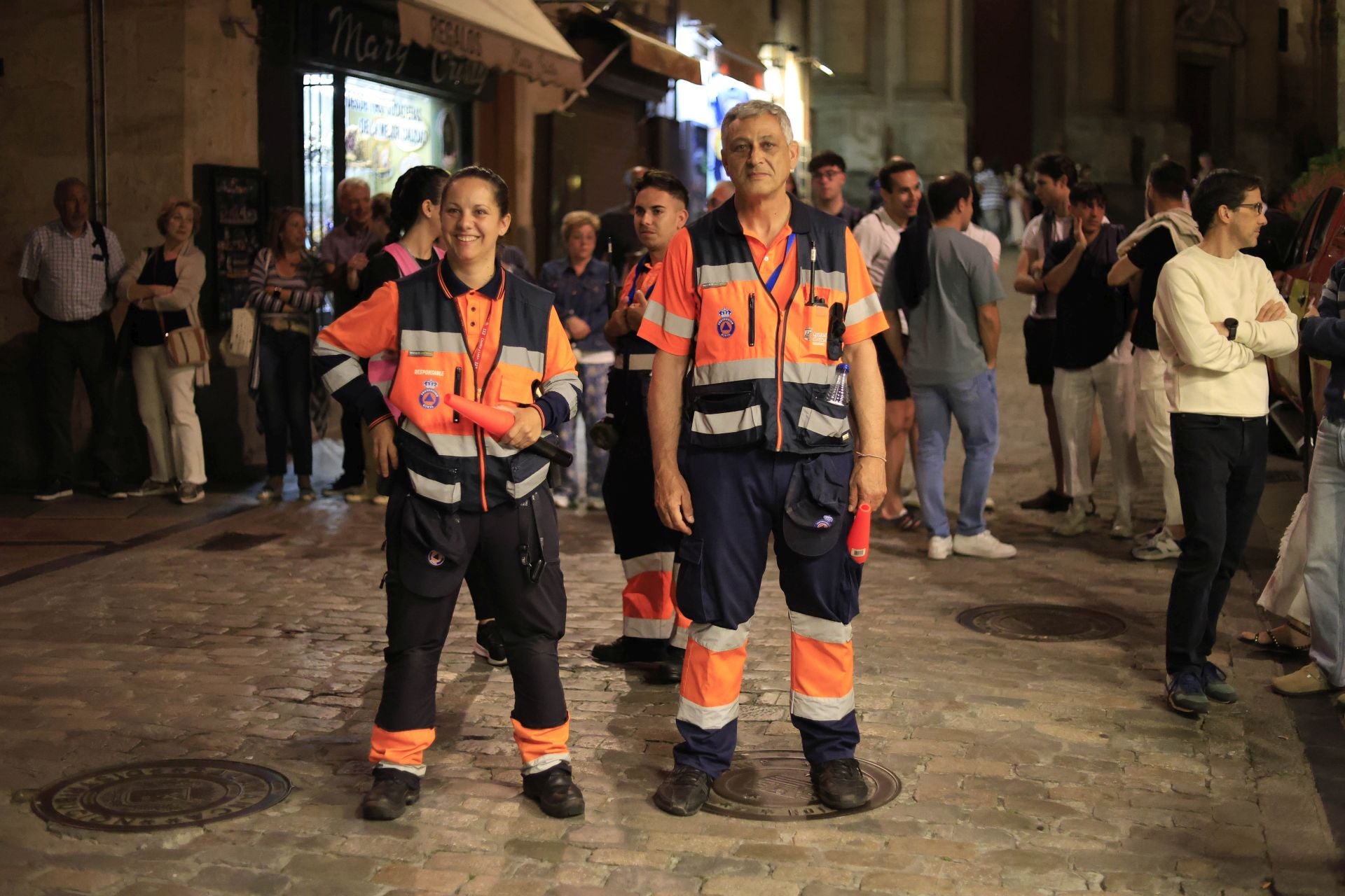 En imágenes la carrera nocturna que llena las calles de Salamanca en su XXV edición